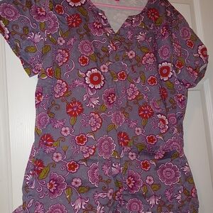 Floral Print Scrub Top